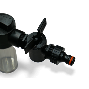 Smidzinātājs ar mēslojuma dozatoru