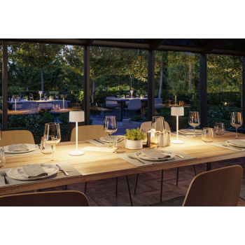 Akumulatora gaismeklis Else ar saules bateriju, baltā krāsā