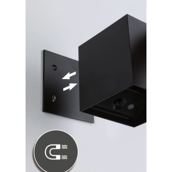 Sienas akumulatora lampas “Nyara” ar kustības sensoru, melna