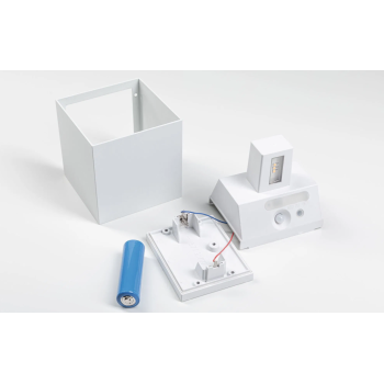 Настенный аккумуляторный светильник "Nyara" с датчиком движения, белый