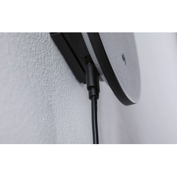 Sienas akumulatora lampas Kiora ar sensoru, melna