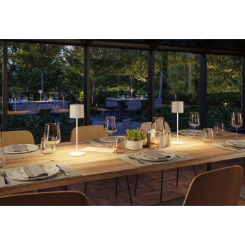 Akumulatora gaismeklis Tuni, baltā krāsā