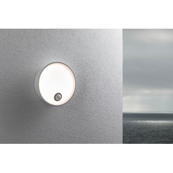 Настенный светильник Platomo, 14,5 Вт, белого цвета, с датчиком движения.